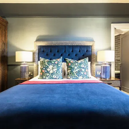 The Hardiman 4* Galway
