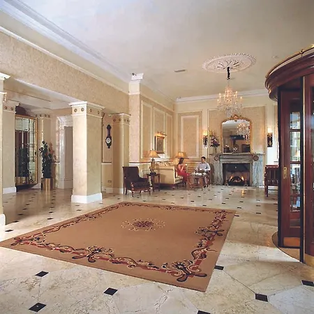 The Hardiman Hotel