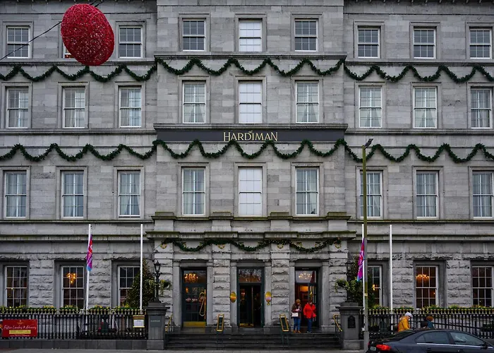 Otel The Hardiman 4*